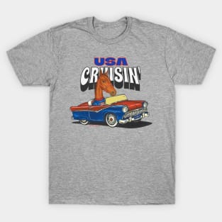 Cute Horse driving funny vintage car through the USA T-Shirt